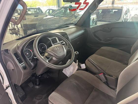 HYUNDAI HR 2.5 LONGO SEM CAÇAMBA 4X2 16V 130CV TURBO INTERCOOLER DIESEL 2P MANUAL